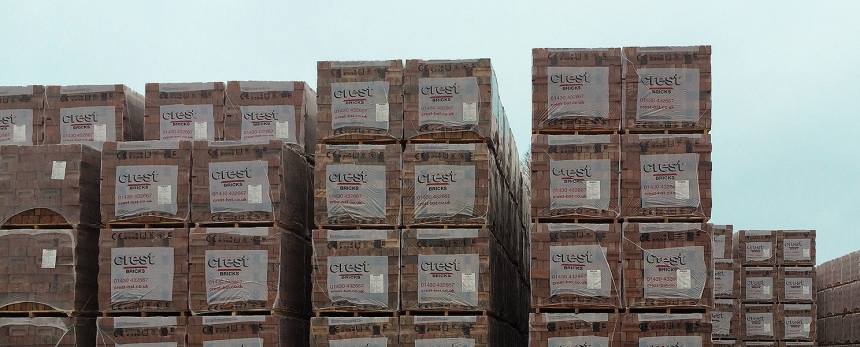 Crest Brick-pallets-at-Factory-cu Crest Brick-pallets-at-Factory-cu