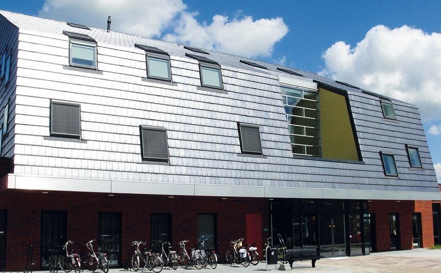 G10 in metallic for roof and cladding G10 in metallic for roof and cladding